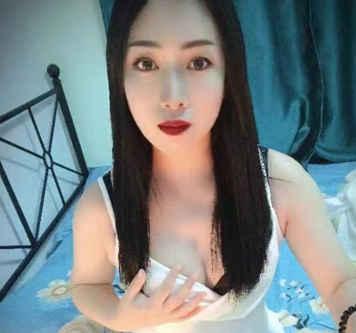 张府园清纯小姑娘